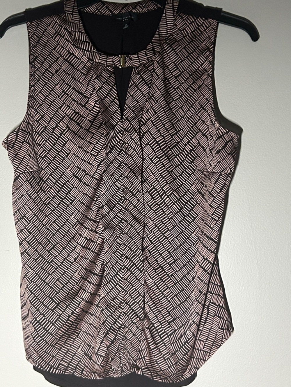The Limited Black and Pink Geometric Keyhole Sleeveless Camisole